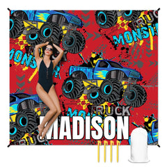 人物沙滩垫无纹理样机 2